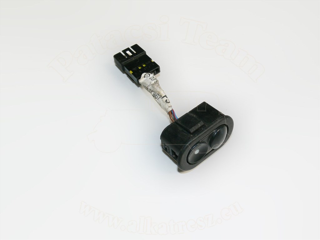 Opel Corsa B 1992-2000 - kapcsoló, vezető oldal, bal első ajtó ablakemelő, jelölés: FS 1. kép