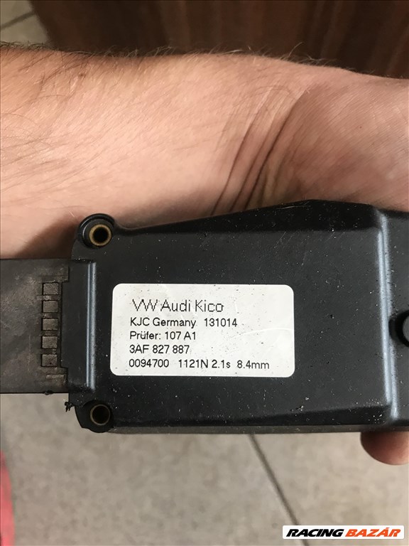 Volkswagen Passat B7 Variant / csomagtér zár 3af827887 3. kép