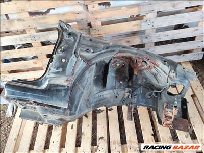 Alfa Romeo 159 jobb első negyed 