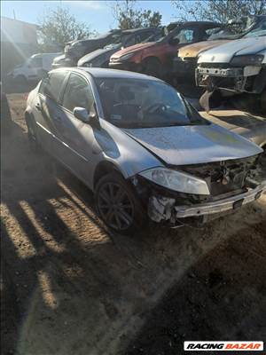 Renault Mégane II bontott alkatrészei