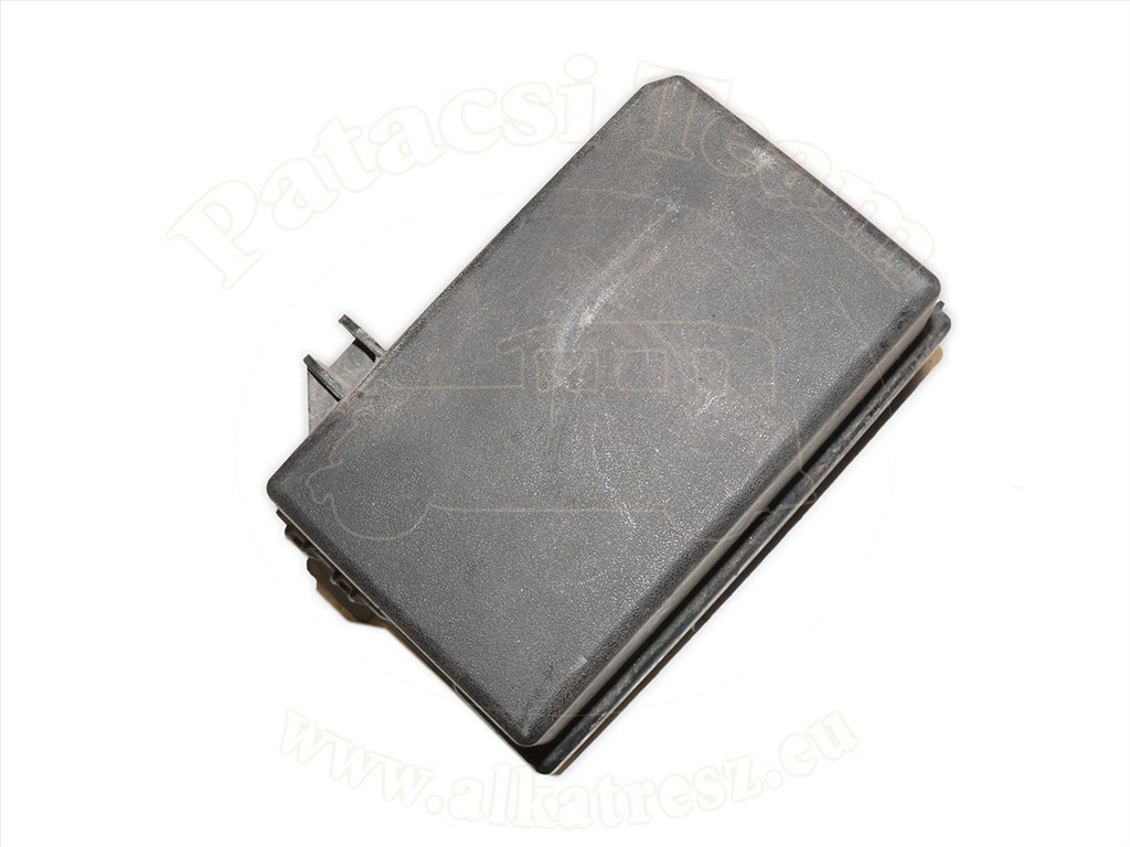 Opel Combo C 2001-2011 - fedél, relé doboz, hűtőventilátor, motortér, (y/z)16(dt/dtj) 1. kép