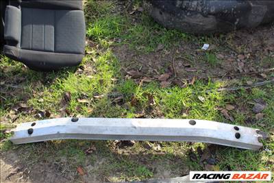 Toyota Rav4 3 2007 hátsó lökhárító merevítő