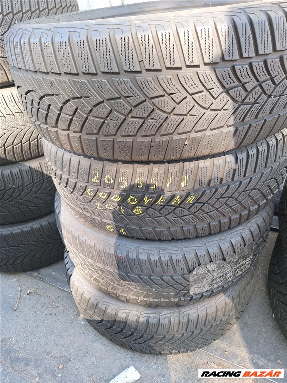  205/55/17" Goodyear téli gumi  2. kép
