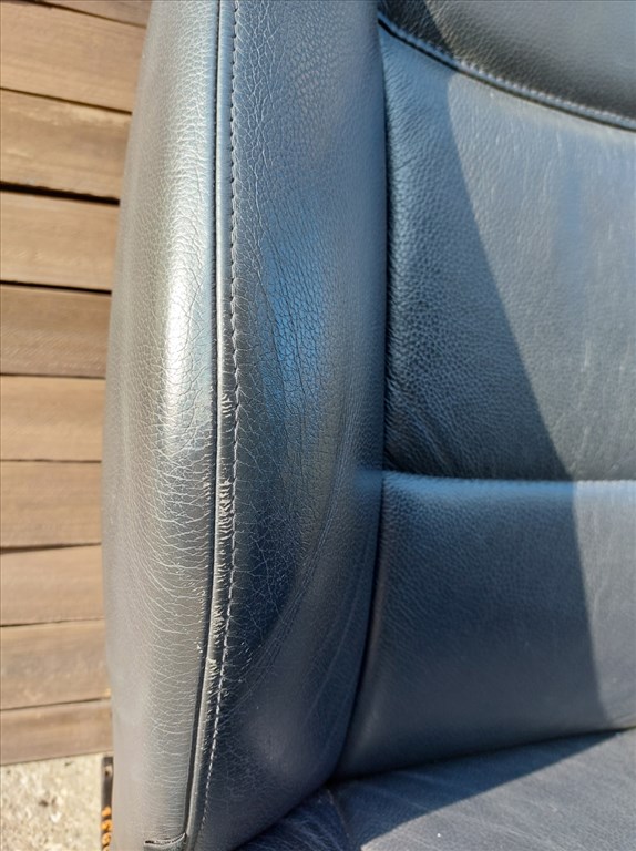 BMW E91 fekete bõr belsõ ülés bõrbelsõ ülésszett ajtókárpittal 5. kép