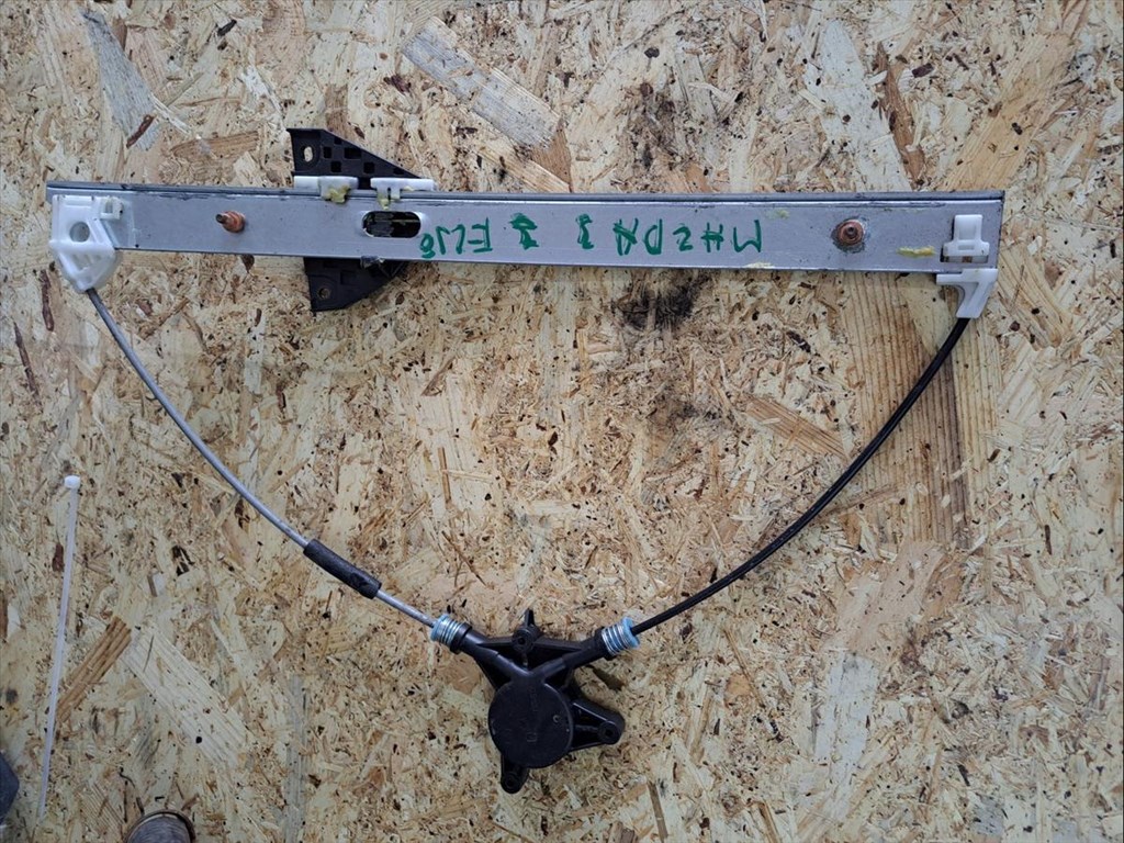 Mazda 3 BK (2003-2009) Jobb Első Ablakemelő Szerkezet Elektromos 1. kép
