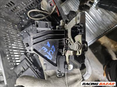 Volkswagen Lupo Jobb első zárszerkezet 