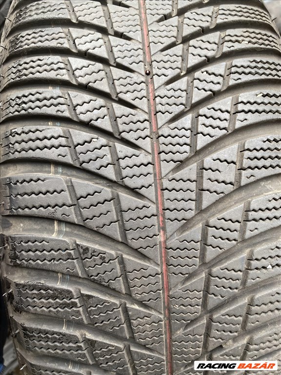  215/5517" újszerű Bridgestone Blizzak LM001 téli gumi 4db 3. kép