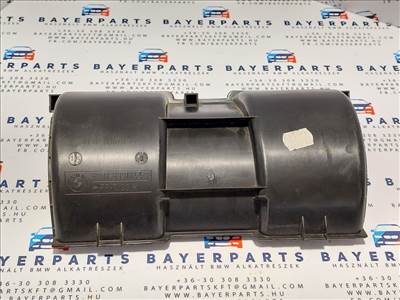 BMW E39 fûtésbox ajtó takaró fedél