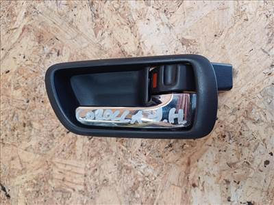 Toyota Corolla Verso ( 2005-2009) Jobb Hátsó Ajtó Belső Kilincs
