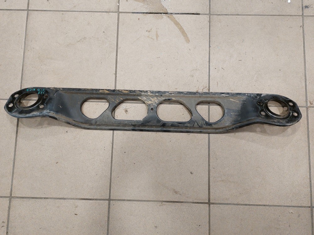 BMW E36 zárhíd homlokfal merevítõ keresztmerevítõ - klímás 1. kép