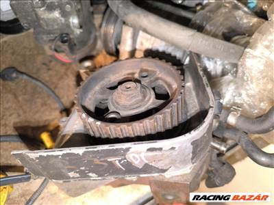 Audi A8 3.3 TDI Nagynyomású szivattyú 057130755D