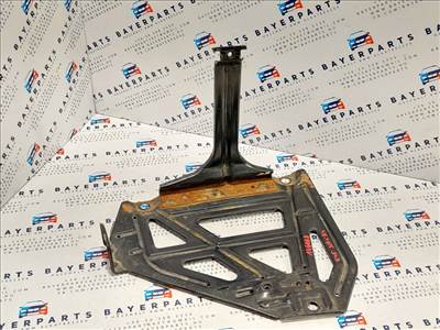 BMW E46 316 318 motortér akksi akku akkumulátor tálca tartó