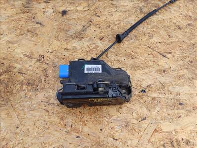 Skoda Octavia II (2006-2013)  Bal Első Ajtó Központizár