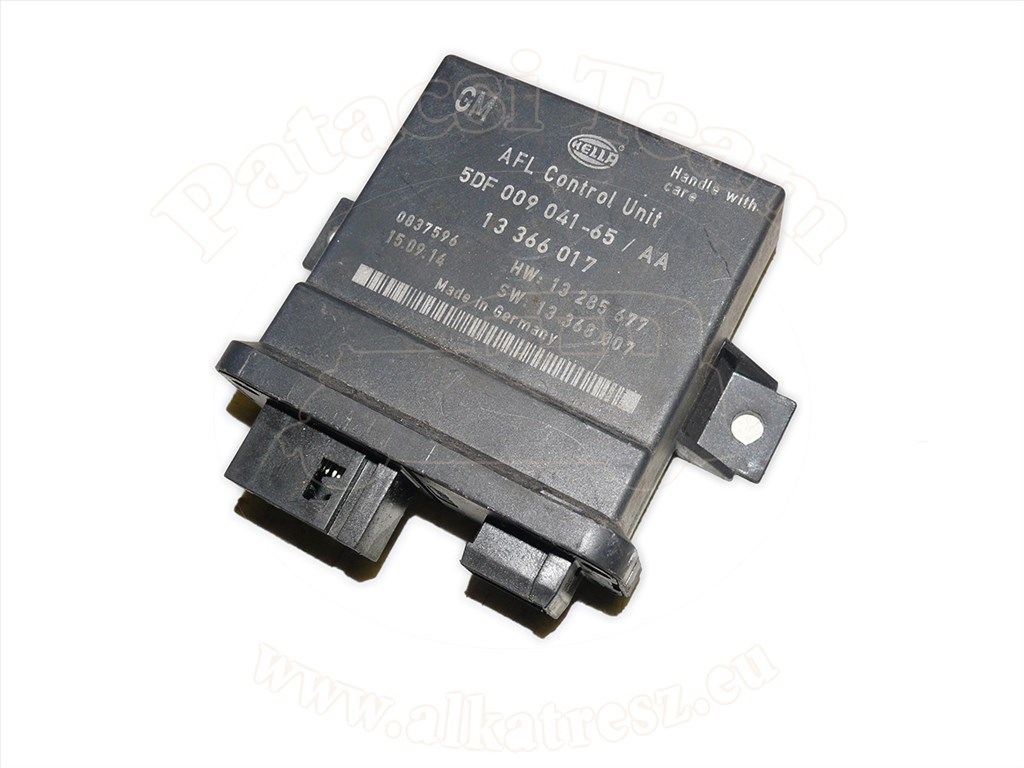 Opel Astra J 2009-2018 - vezérlőegység, XENON fényszóró, 4/5ajtós és caravan 1. kép