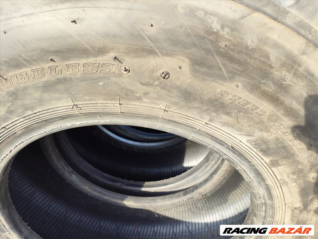 12.5 R20 335 80 R20 használt Dunlop SP T9 rakodógép gumik 12,5 r20 335/80r20 terepgumi 13. kép