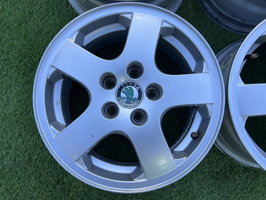 5x100 14" Skoda gyári alufelni 6Jx14h2 ET43 2. kép