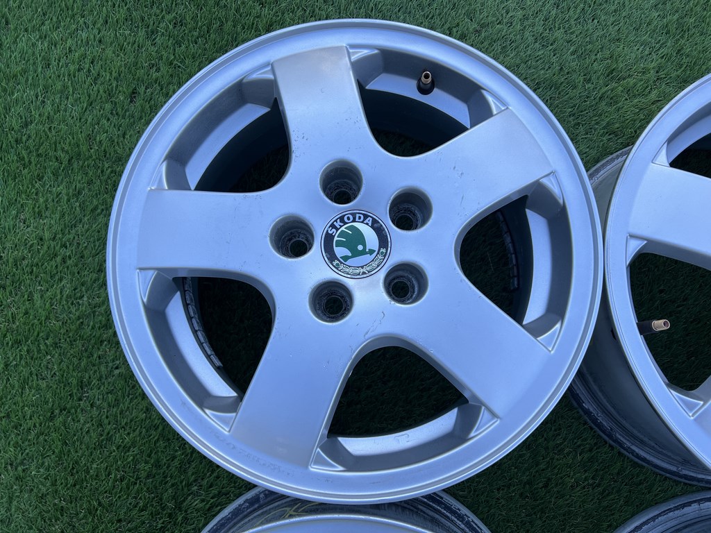 5x100 14" Skoda gyári alufelni 6Jx14h2 ET43 5. kép