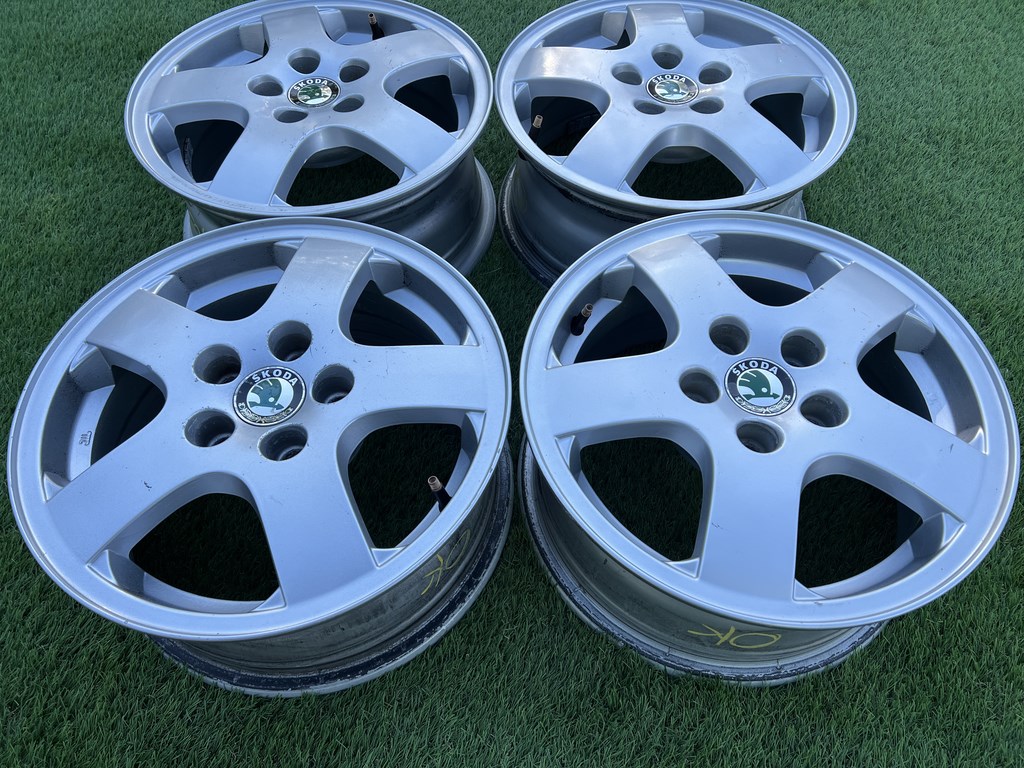 5x100 14" Skoda gyári alufelni 6Jx14h2 ET43 6. kép