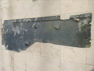 BMW E81 E82 E87 jobb alsó nagy hosszú alsó burkolat páncél haslemez haspáncél