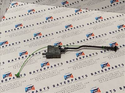 BMW E90 E91 E92 tankajtó tank ajtó zár nyitó motor