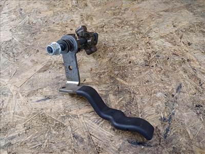 Ford Fiesta MK6 (2008-2017)  Motorháztető Nyító 