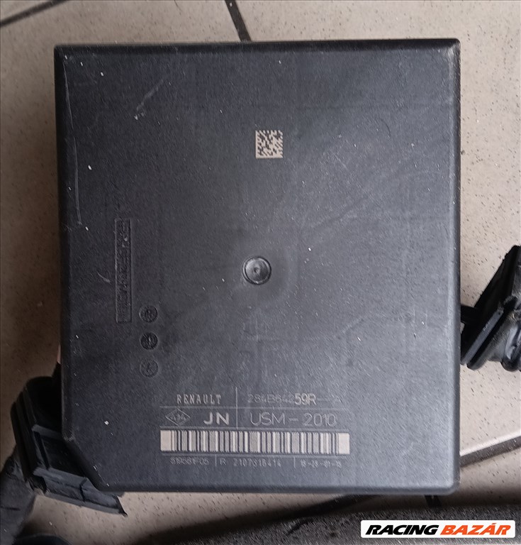 Renault Zoe motortéri biztosíték tábla (JN) 2. kép