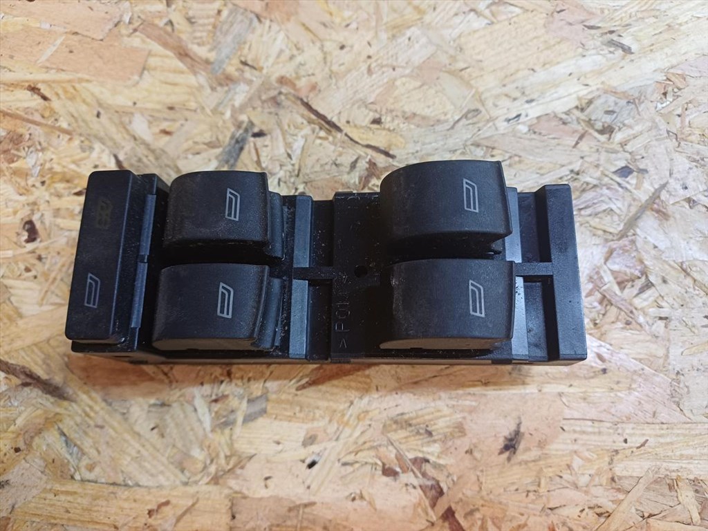 Audi A6 C5  (1998-2004) Bal Első Ablakemelő Kapcsoló  1. kép