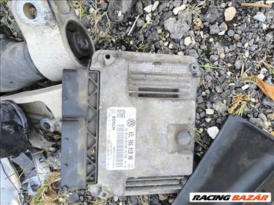 VW Motorvezérlő 03L906018NR Skoda Octavia ECU 03L906018BR CFH motor kód EDC17 ECU
