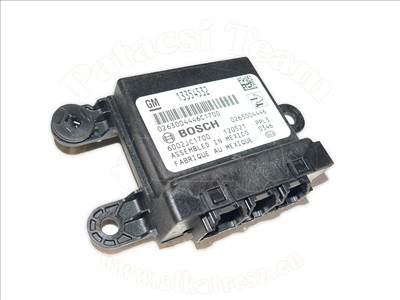 Opel Mokka 2012-2019 - vezérlőegység, oldalra nem figyelő parkoló radar