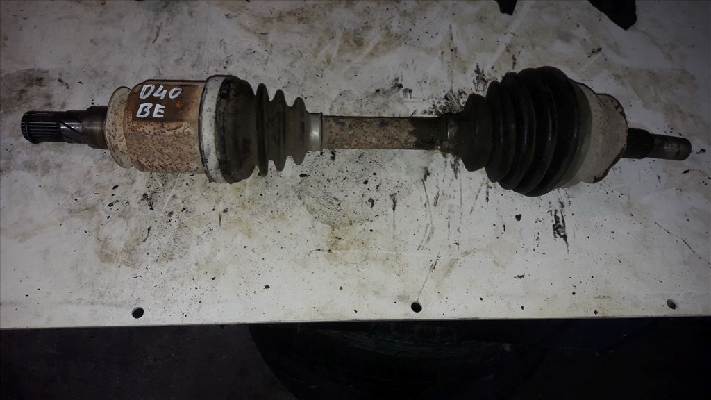 Nissan Navara D40 Bal Első Féltengely 1. kép