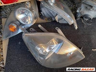 Ford Fiesta Mk5 Jobb fényszóró 