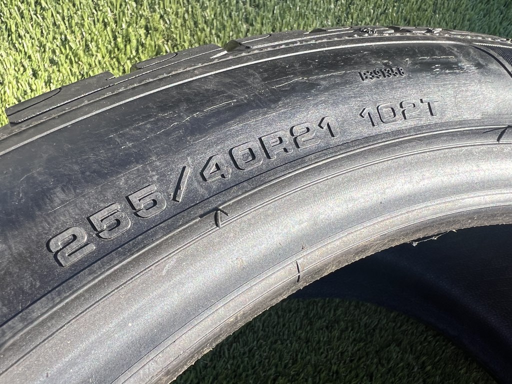 255/40 R21 Goodyear UltraGrip Performance+ téli gumi 6,5mm 6. kép
