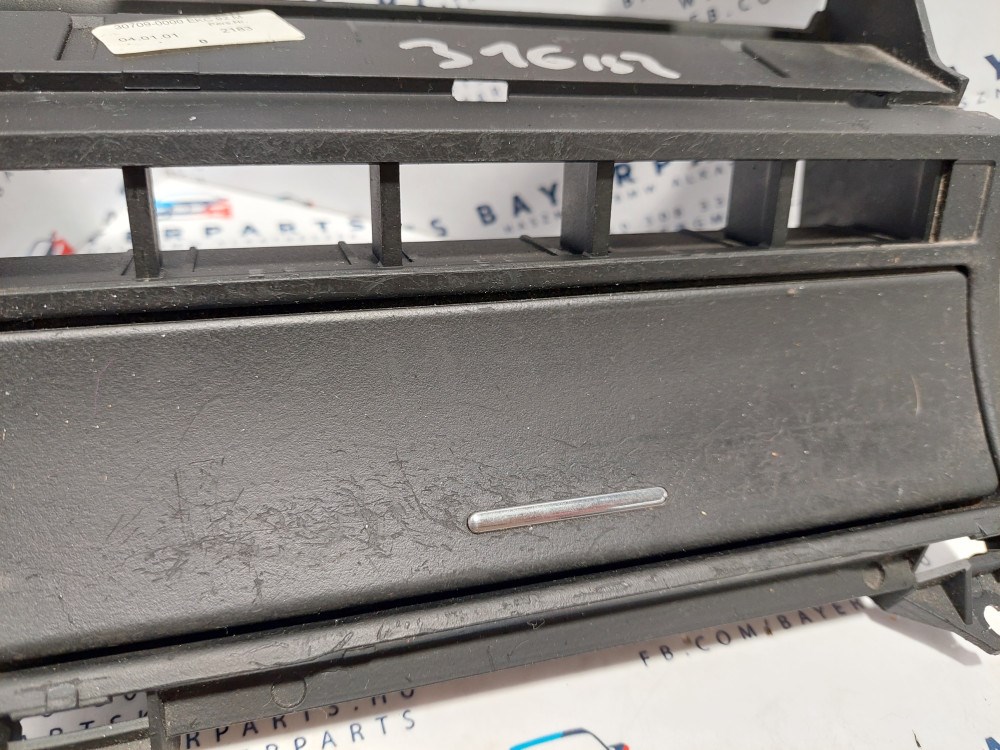 BMW E46 középsõ tároló konzol középkonzol hamutartó tartó 2. kép