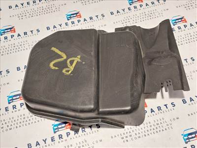 BMW E81 E82 E87 E88 E90 E91 E92 X1 pollenszûrőház felső rész pollen szûrő ház fedél jobb kicsi