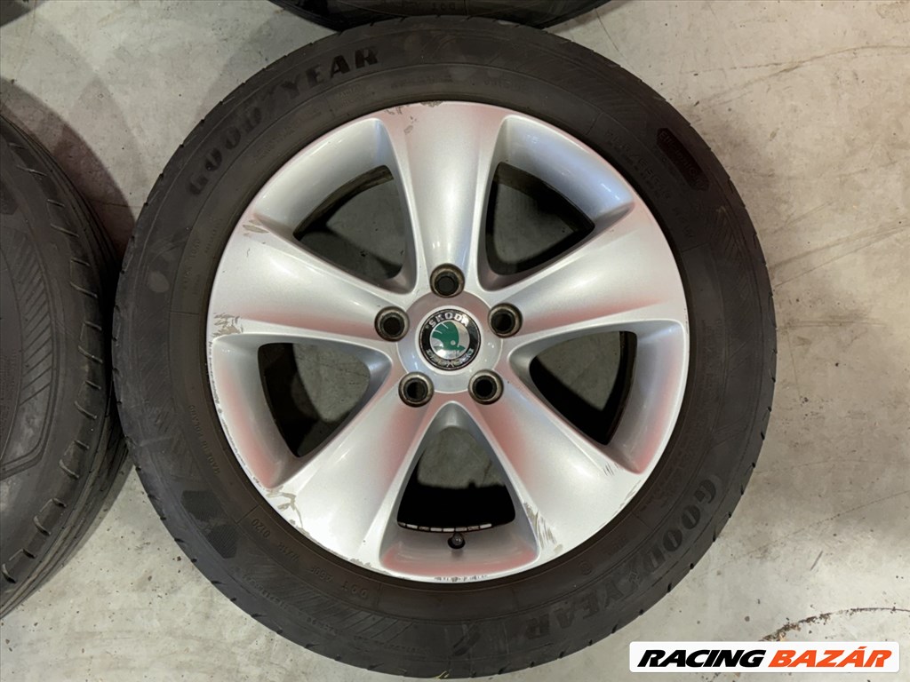 R16 5x112 Original Skoda SuperB 7J ET45 OE 3T0601025N +205/55 Goodyear 2. kép