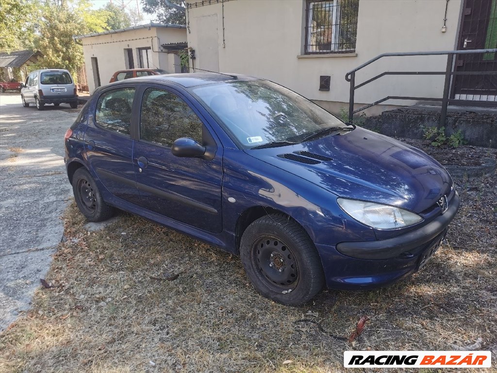 Peugeot 206 motorháztető  3. kép