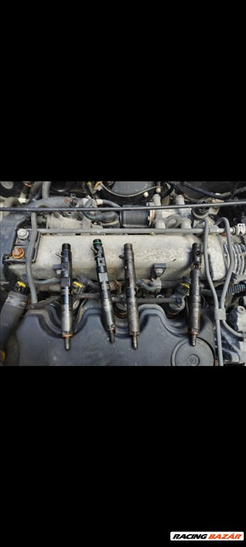 Renault Clio II 1.5 dCi Porlasztó szett 1. kép