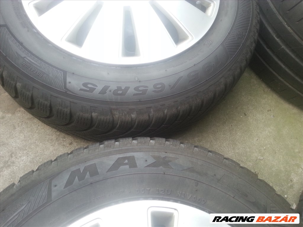  5x108 lyukosztású Ford Focus lemezfelni, rajta 195/65R15 Maxxis 2020-as téli gumi 3. kép