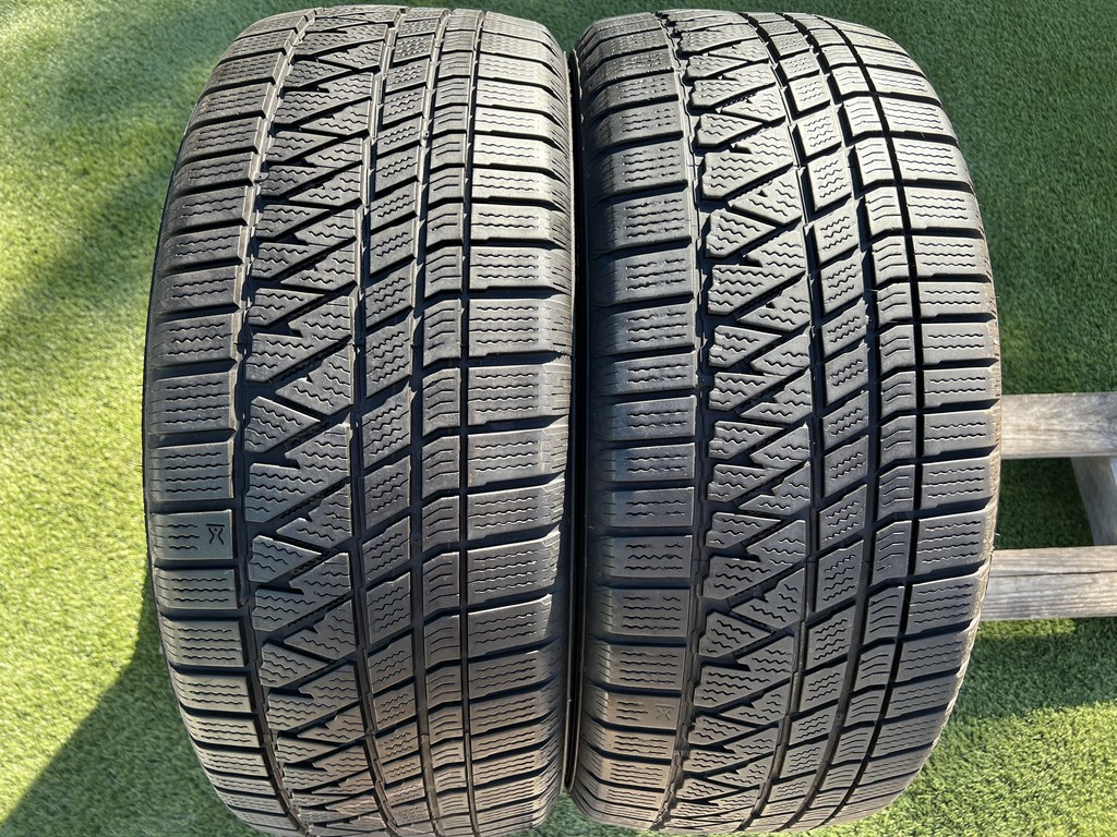 255/45 R20 Kumho WinterCraft W71 téli gumi 5mm 1. kép