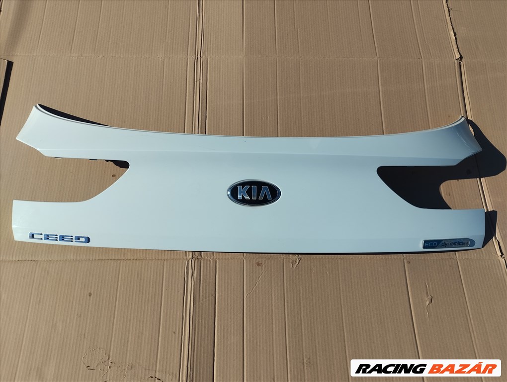 Kia Ceed CD Kombi csomagtérajtó takaró.87311J7300 1. kép
