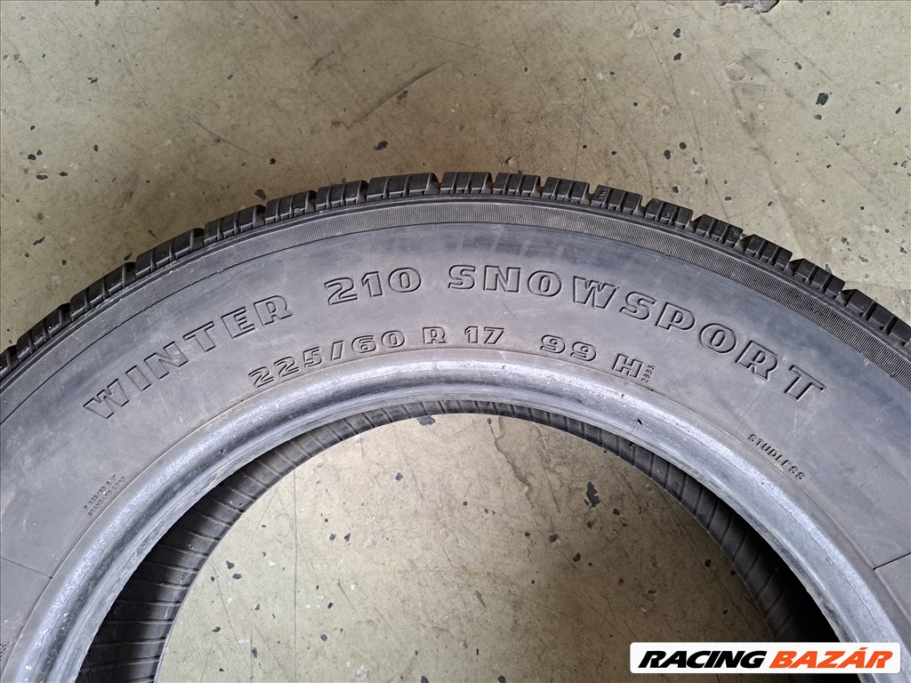 2db 225/60 R17 Pirelli Winter Snowsport használt téligumi eladó!!!akciós áron! 5000Ft/db  4. kép