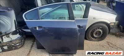 Opel Insignia A  jobb hátsó ajtó 