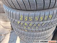  235/55/19"  Pirelli téli gumi 