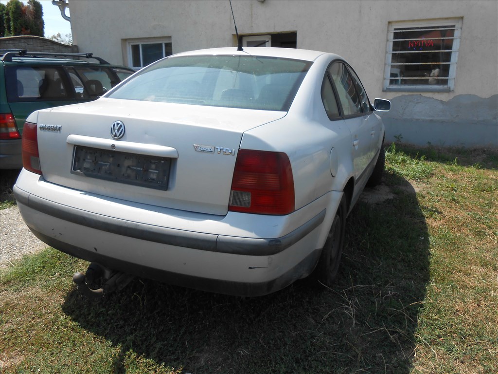 VOLKSWAGEN PASSAT B5 (3B2) 1.9 TDI kipufogó csonk 3. kép