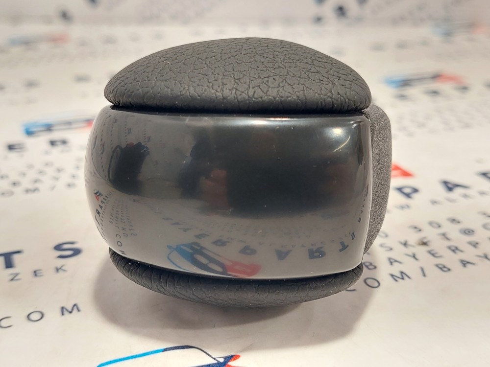 BMW E81 E82 E87 E90 E91 E92 E93 X1 Z4 új fekete bõr automata váltógomb váltókar váltó kar gomb 2. kép