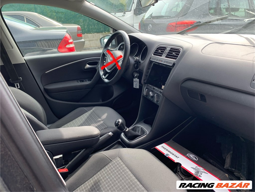 Volkswagen Polo V bontott alkatrészei LA7W 2. kép
