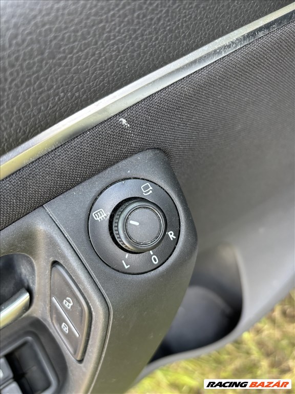 Volkswagen Polo V bontott alkatrészei LA7W 3. kép