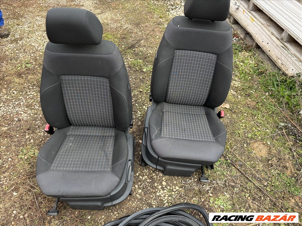 Volkswagen Polo V bontott alkatrészei LA7W 13. kép