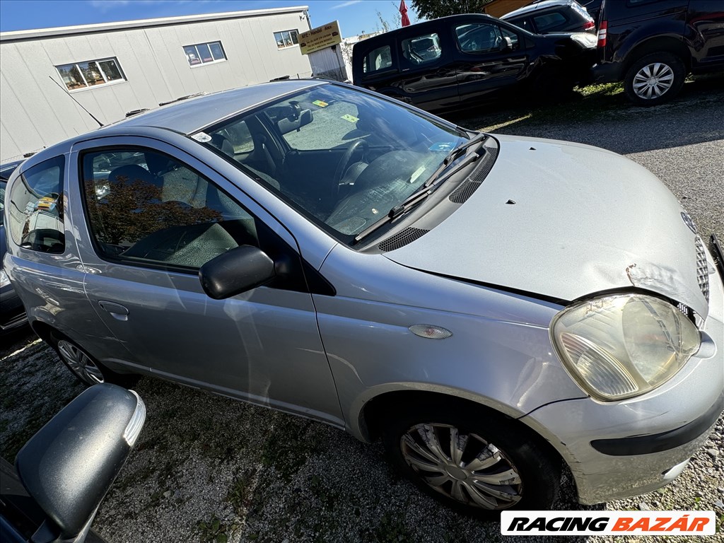 Toyota Yaris 1.0 bontott alkatrészei 4. kép