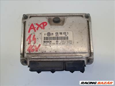 Volkswagen Golf IV motorvezérlő (AXP) 036906032d